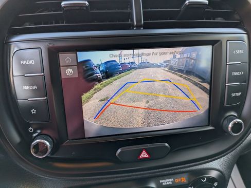 Used 2022 Kia Soul LX w/ Technology Package FWD image 46
