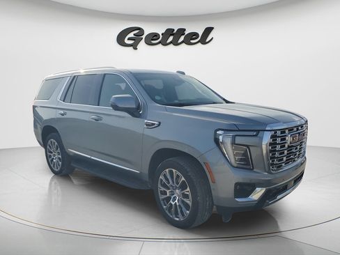 Used 2025 GMC Yukon Denali AWD/4WD image 2