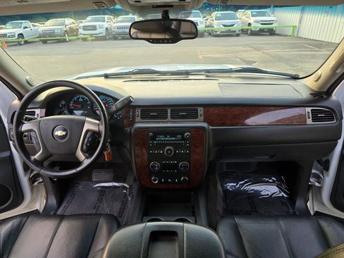 Used 2012 Chevrolet Tahoe LT w/ Texas Edition RWD image 23