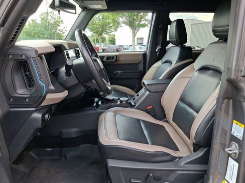 Certified 2024 Ford Bronco Wildtrak AWD/4WD image 15