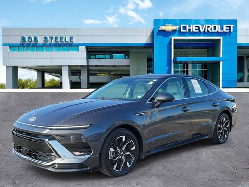 Used 2024 Hyundai Sonata SEL image 3