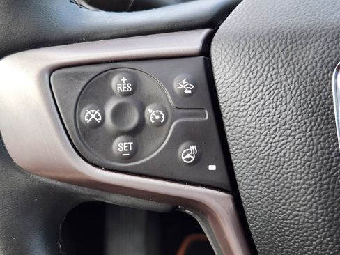 Used 2023 GMC Acadia AT4 w/ Technology Package AWD/4WD image 24
