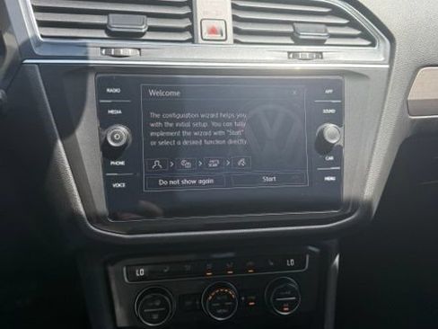 Used 2019 Volkswagen Tiguan SE w/ 3rd Row Seat Package AWD/4WD image 23