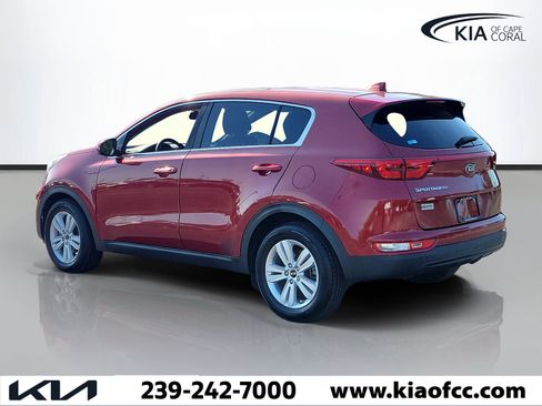 Used 2018 Kia Sportage LX FWD image 4