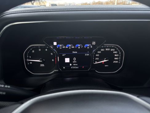 Used 2021 GMC Yukon Denali image 11