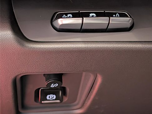 New 2026 Chevrolet Corvette 2LT w/ Chrome Exterior Badge Package image 14