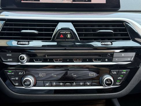 Used 2019 BMW 530i w/ Convenience Package image 63