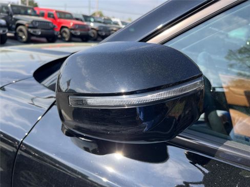 Used 2025 Kia Telluride SX X-Line image 8