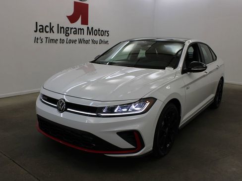 New 2026 Volkswagen Jetta GLI Autobahn FWD image 2