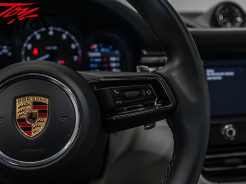 Used 2022 Porsche Macan S image 32