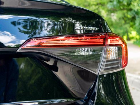 Used 2024 Honda Civic Sport image 13