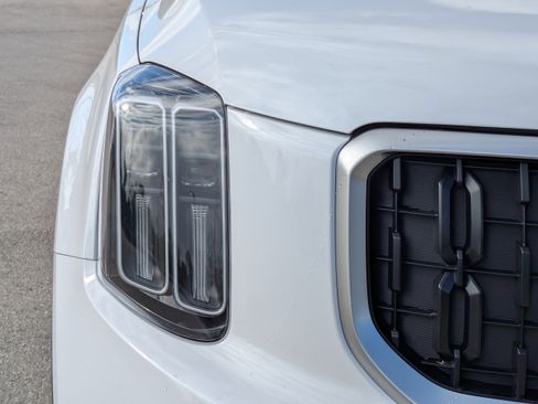 New 2025 Kia Telluride LX image 10