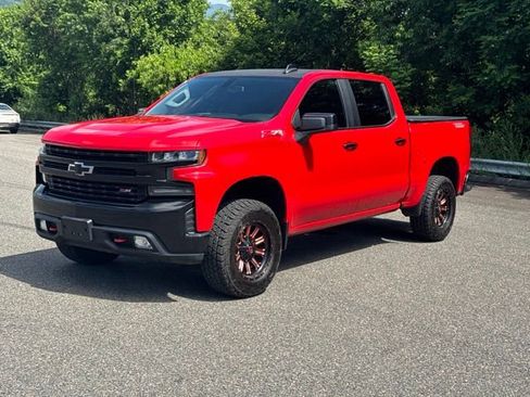 Used 2019 Chevrolet Silverado 1500 LT Trail Boss AWD/4WD image 3