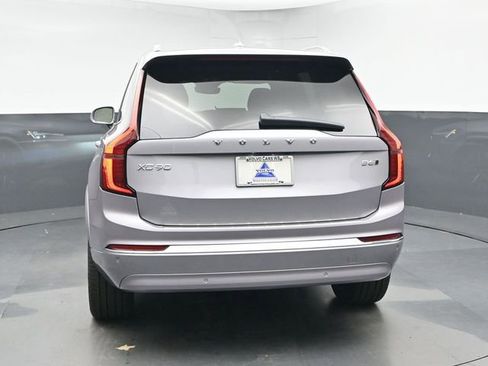 New 2026 Volvo XC90 B6 Core w/ Protection Package Premier image 7