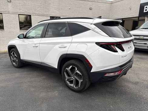 Used 2023 Hyundai Tucson SEL w/ Convenience Package image 3