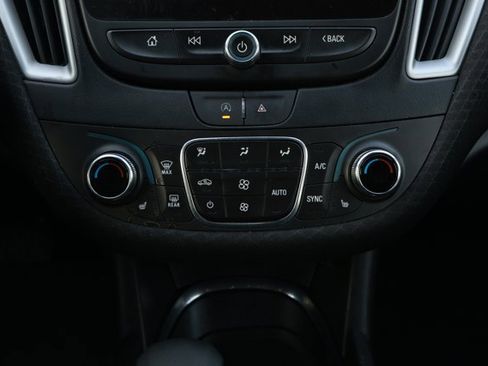 Used 2023 Chevrolet Malibu LT image 18