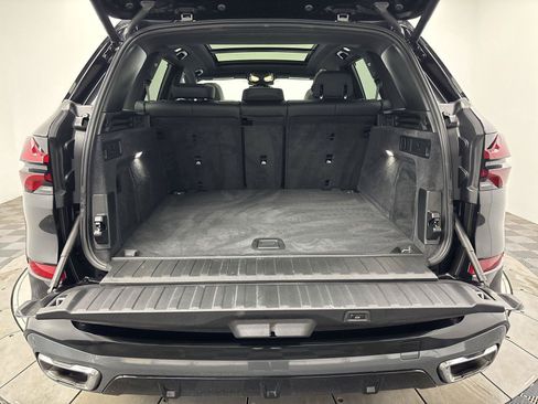 Used 2024 BMW X5 xDrive40i w/ Executive Package AWD/4WD image 21