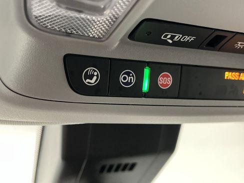 Certified 2024 GMC Terrain SLE w/ Driver Convenience Package image 25