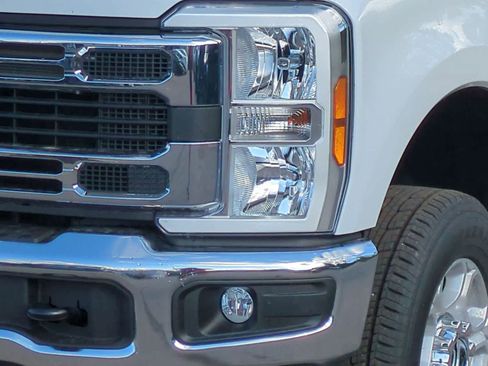 New 2026 Ford F250 XLT w/ 360-Degree Camera Package image 11