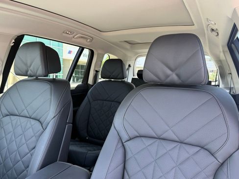Used 2026 BMW X7 xDrive40i image 22