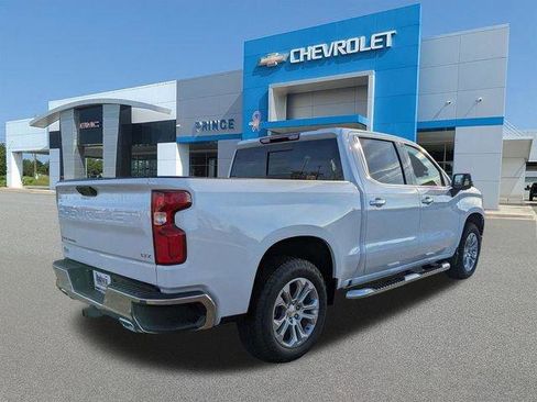 New 2026 Chevrolet Silverado 1500 LTZ w/ Z71 Off-Road Package AWD/4WD image 6