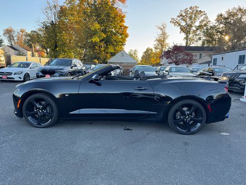 Used 2017 Chevrolet Camaro SS image 4