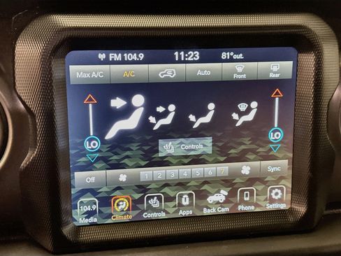 Used 2023 Jeep Wrangler Unlimited w/ Sun & Screen Package AWD/4WD image 24