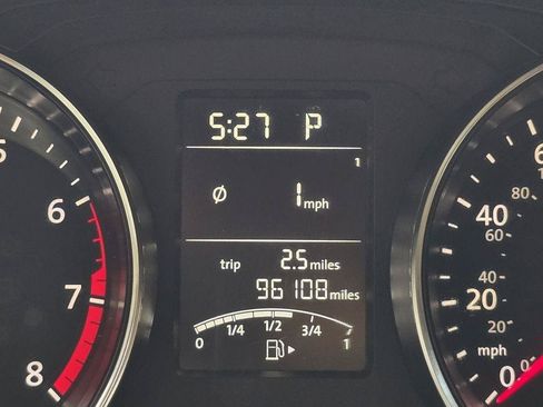 Used 2016 Volkswagen Jetta SE FWD image 23