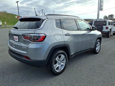 Used 2022 Jeep Compass Latitude w/ Convenience Group image 4