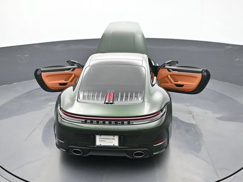 Certified 2026 Porsche 911 Carrera 4S AWD/4WD image 26