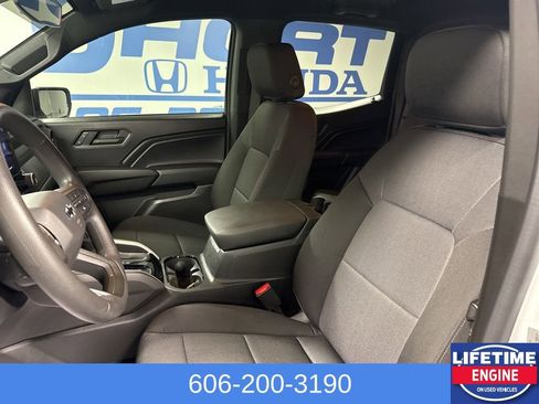 Used 2023 Chevrolet Colorado Trail Boss image 27
