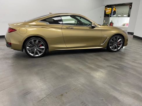 Used 2018 INFINITI Q60 Red Sport 400 image 7
