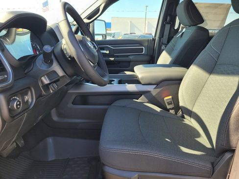 New 2026 RAM 2500 Big Horn AWD/4WD image 11