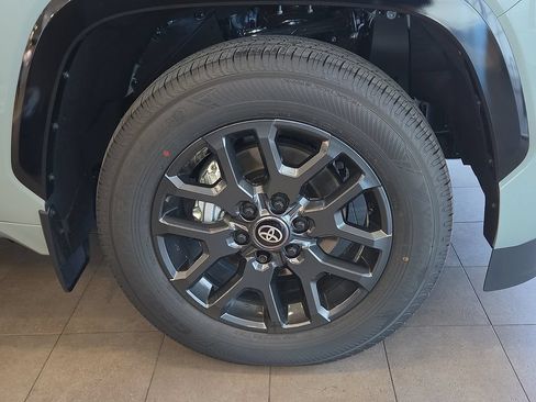 New 2026 Toyota Sequoia Platinum AWD/4WD image 9