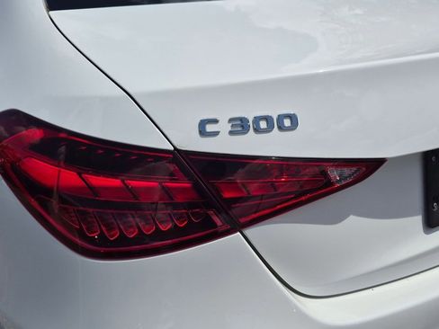 Used 2022 Mercedes-Benz C 300 Sedan image 8