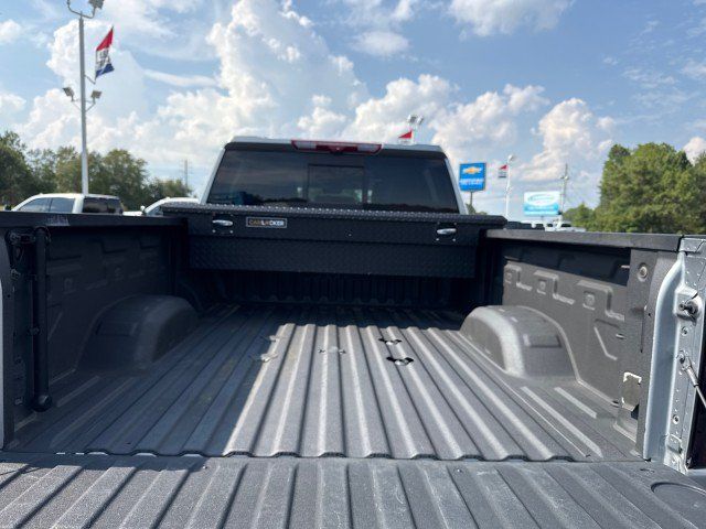 Used 2025 GMC Sierra 2500 Denali Ultimate AWD/4WD image 6