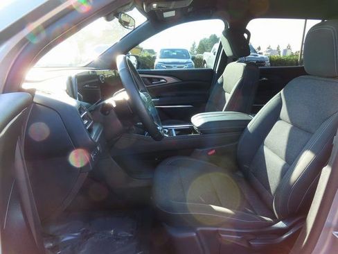 Used 2024 Chevrolet Traverse LS image 15
