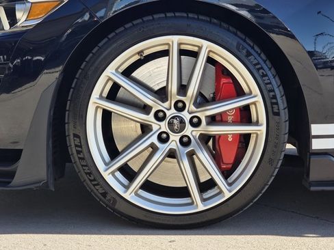 Used 2021 Ford Mustang Shelby GT500 w/ Technology Package image 9