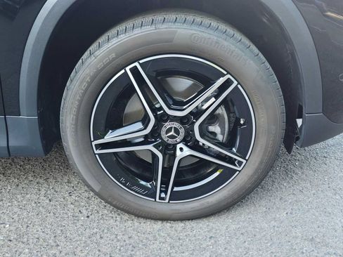 Used 2026 Mercedes-Benz GLA 250 4MATIC image 9
