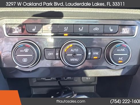 Used 2018 Volkswagen Tiguan SE w/ Panoramic Sunroof Package FWD image 66