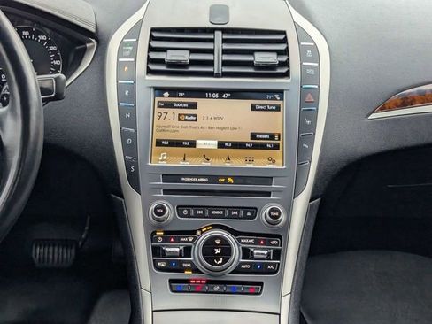 Used 2019 Lincoln MKZ Reserve image 18