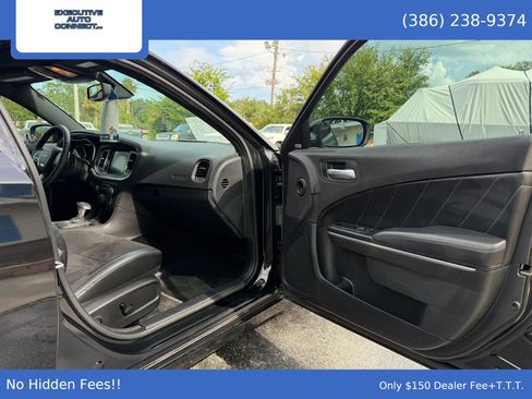 Used 2016 Dodge Charger R/T RWD image 15