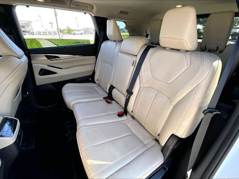 Certified 2023 INFINITI QX60 Luxe w/ Cargo Package AWD/4WD image 32