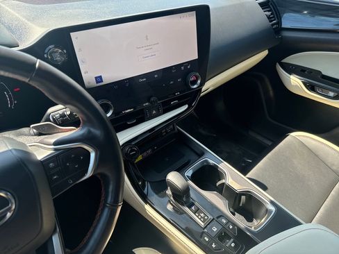 Used 2024 Lexus NX 350 AWD w/ Vision Package image 22