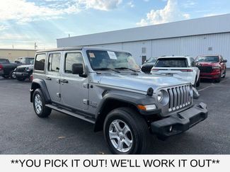 Used 2018 Jeep Wrangler Unlimited Sport AWD/4WD video 1