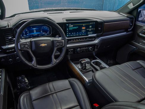 Used 2024 Chevrolet Silverado 1500 High Country w/ High Country Premium Package image 27