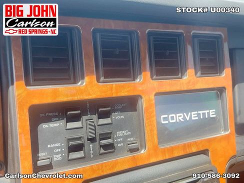 Used 1989 Chevrolet Corvette Convertible RWD image 18