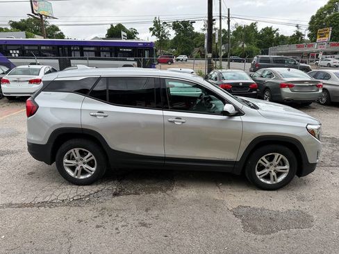 Used 2018 GMC Terrain SLE FWD image 6