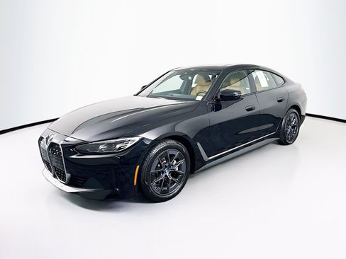 Used 2023 BMW i4 eDrive35 w/ Premium Package RWD image 3