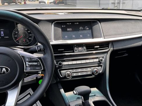 Used 2020 Kia Optima LX FWD image 10